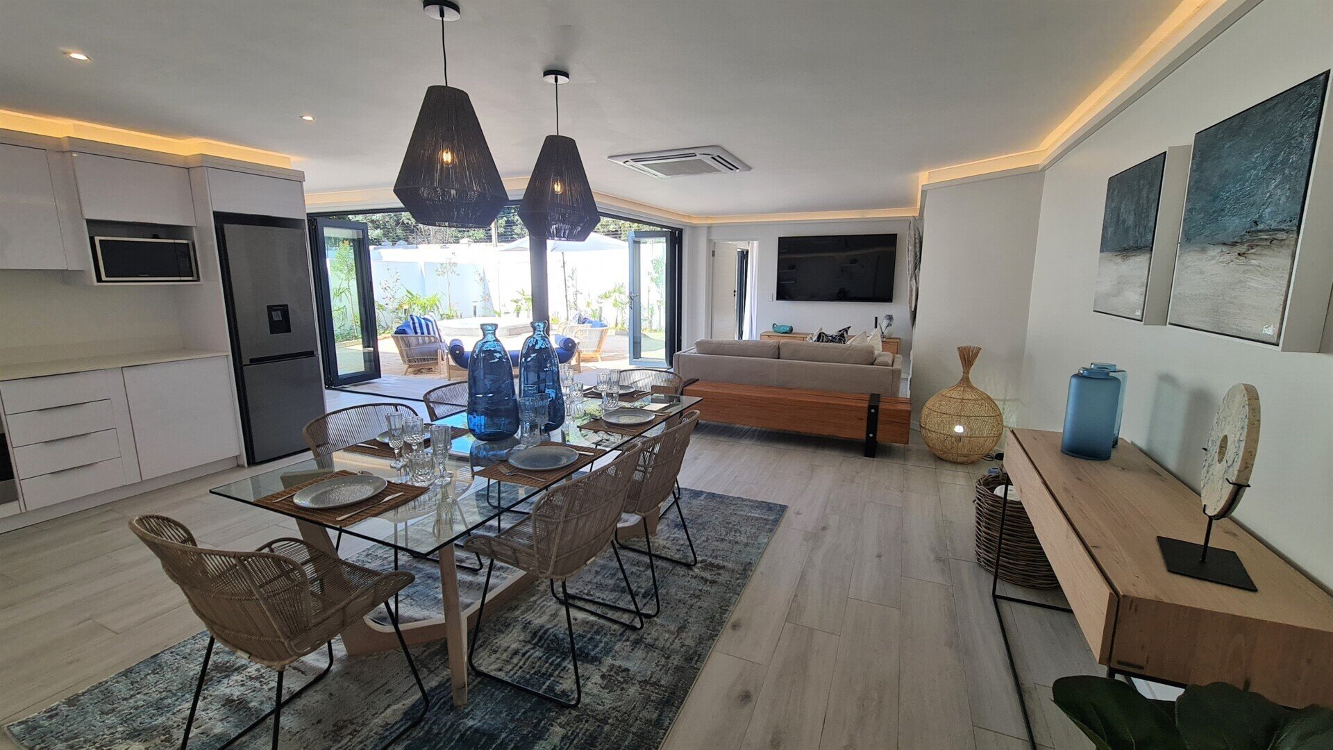 MINT Hotel 84 on Katherine MINT Hotels